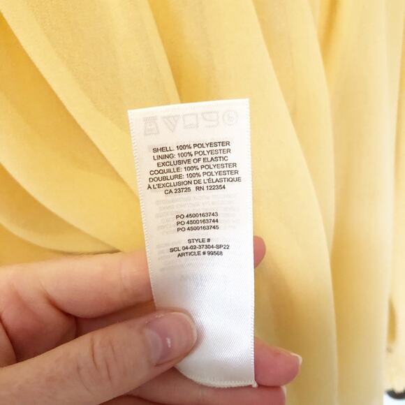 Aritzia Wilfred Alana Blouse - Picture 10 of 11